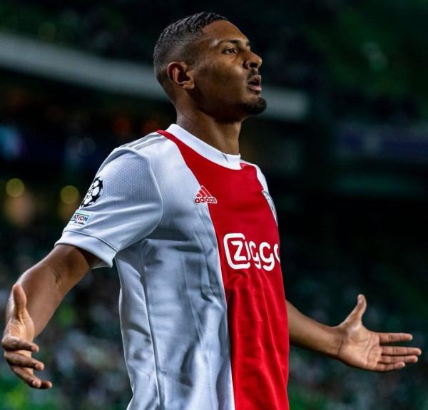 5-1!9-0!歐冠狂勝聯賽狂飆!大四喜功臣喜笑顏開,近4場進9球 5-1!9-0!歐冠狂勝聯賽狂飆!大四喜功臣喜笑顏開,近4場進9球