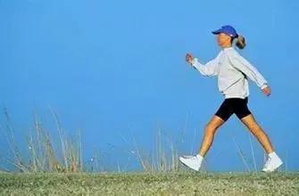跑步後,加強給自己的雙腿適當放鬆恢復 跑步後,加強給自己的雙腿適當放鬆恢復