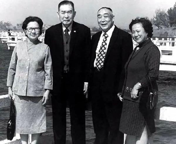 被哄騙當兵官至第74軍副軍長，假扮山羊逃脫，赴臺享受高官厚祿