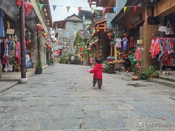 漢EV自駕廣西,在灕江邊上最美的江邊駐車,租輛電動車逛興坪古鎮 漢EV自駕廣西,在灕江邊上最美的江邊駐車,租輛電動車逛興坪古鎮