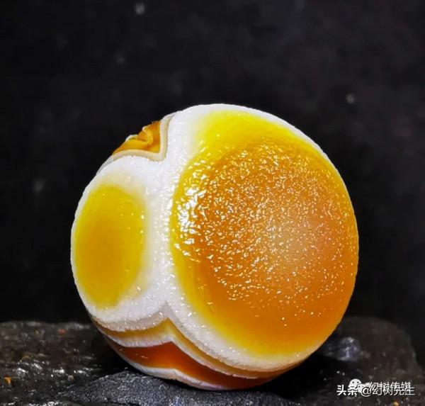 「拍賣」首屆·戈壁瑪瑙石粒珠專場圖錄 「拍賣」首屆·戈壁瑪瑙石粒珠專場圖錄