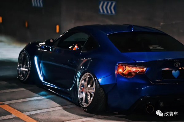 00後的寬體86精緻得像藝術品，後浪的玩車態度同樣令人傾佩