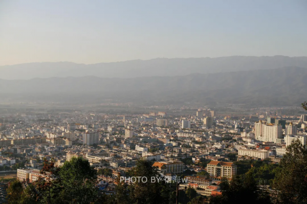 這座邊陲小城是中國唯一的單字市,還是全國第一辣的辣椒產地 這座邊陲小城是中國唯一的單字市,還是全國第一辣的辣椒產地