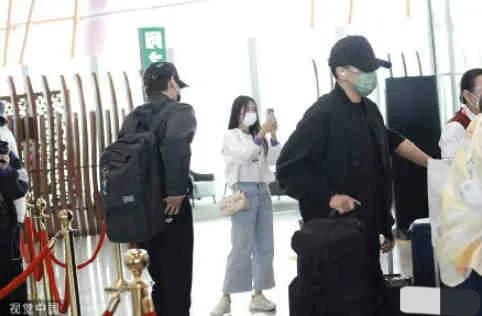 劉愷威，魏大勳機場偶遇，這至少五級吃瓜選手才懂的梗