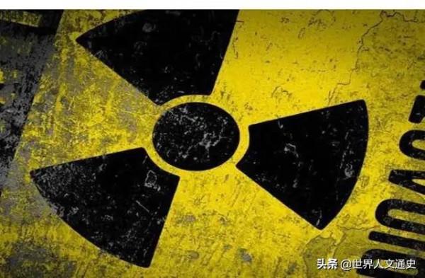 只因在路邊撿到一條鑰匙鏈，他動了七次手術保住性命，體重剩50斤