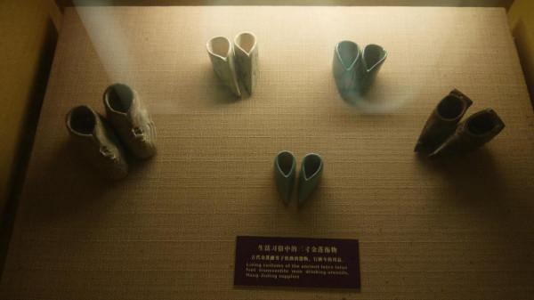 臺兒莊古城“三寸金蓮”展館參觀（2）