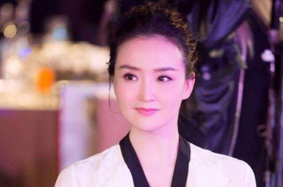 熊黛林時隔多年迴歸事業，透露豪門太太真實生活，並不快樂
