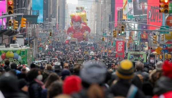 特朗普領銜十大“不怕新冠”名場面：拯救美國還是害死美國