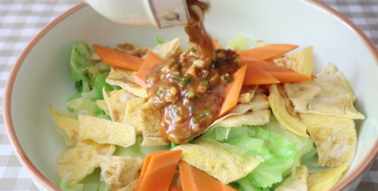 包菜最好的做法,簡單家常,爽口又下飯,不吃撐不停嘴,香啊 包菜最好的做法,簡單家常,爽口又下飯,不吃撐不停嘴,香啊