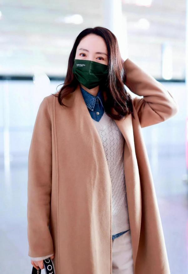 董璇楊冪私服來了，一種成熟女人獨有的韻味，一種是少女時尚感