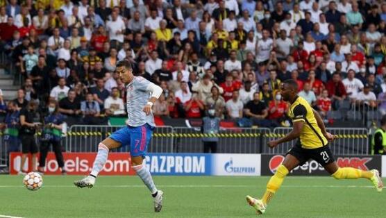 阿根廷名宿談歐冠冷門：曼聯輸+巴黎平，球迷：還是梅羅影響大