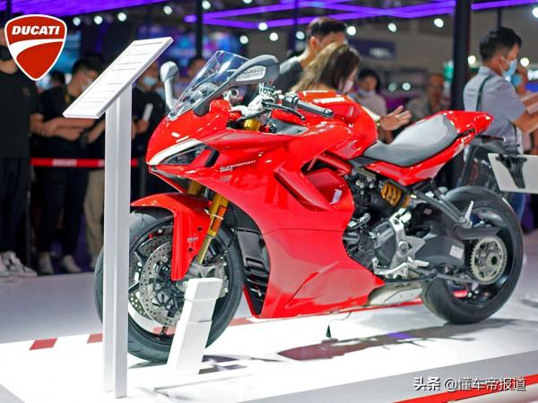 新車|走街旅行兩不誤,顏值吸睛配置高!杜卡迪SuperSport 950上市 新車|走街旅行兩不誤,顏值吸睛配置高!杜卡迪SuperSport 950上市