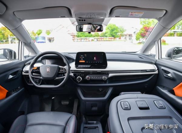 轉戰純電網約車市場，奔騰這次能行嗎