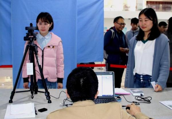 “學歷不夠，考研來湊”，二本生考研扎堆，卻總在複試遭打擊