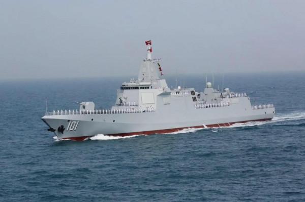 055型驅逐艦穿越大隅海峽，為何日本會如此緊張？8月曾現身美附近