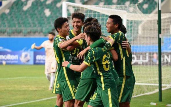 北京國安深夜做出決定！恭喜謝峰，這回可以徹底安心了