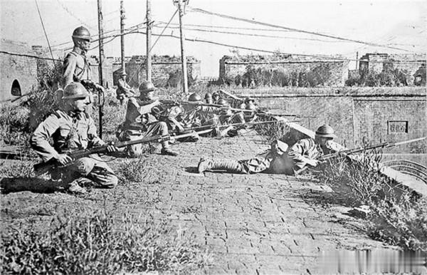 20萬東北軍對1萬關東軍,究竟是誰給的勇氣,讓他們敢發動九一八 20萬東北軍對1萬關東軍,究竟是誰給的勇氣,讓他們敢發動九一八