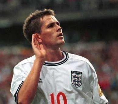 都是以速度出名，21歲的歐文和21歲的姆巴佩誰的能力更強？