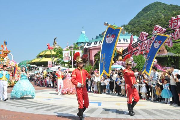 少女心炸裂的3大主題樂園，一進去就不想走了，你去過幾個？
