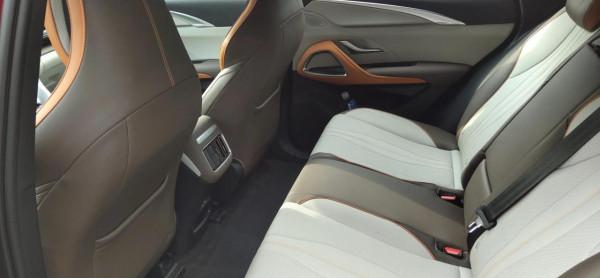 試駕2022款比亞迪宋Pro DM-i，110公里純電續航，NVH表現不俗