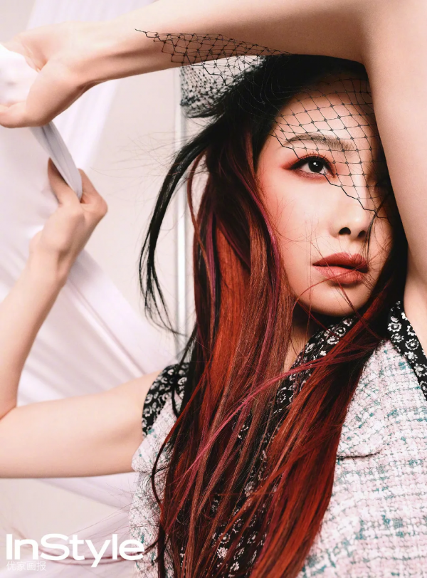 讓人看不懂的2021雜誌封面:鹿晗蒼蠅頭,倪妮玩眉毛,周筆暢好怪 讓人看不懂的2021雜誌封面:鹿晗蒼蠅頭,倪妮玩眉毛,周筆暢好怪