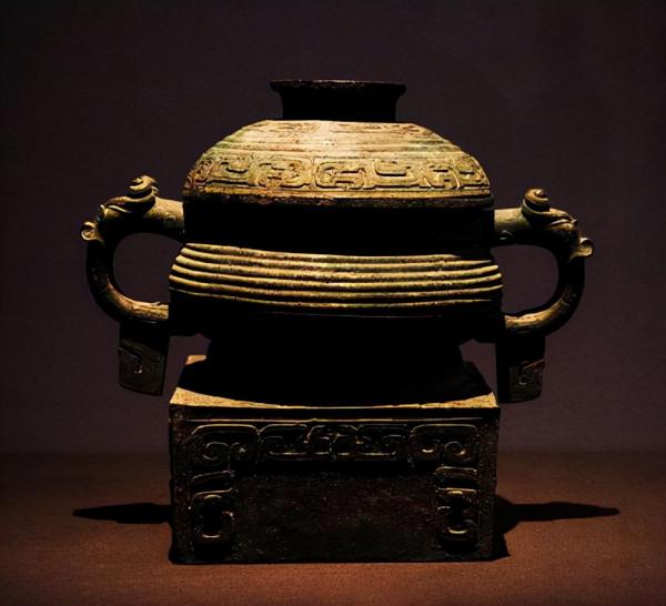 陝西老漢挖出4個銅罐,當夜壺用26年,經專家鑑定為國寶級文物 陝西老漢挖出4個銅罐,當夜壺用26年,經專家鑑定為國寶級文物