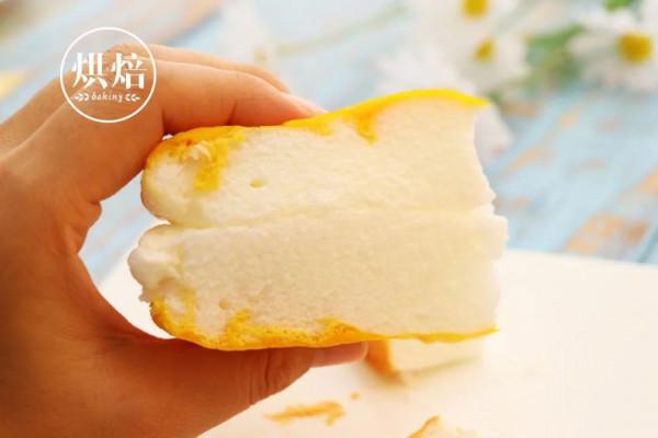 用平底鍋煎了個蛋糕 播放量一不小心上了千萬 軟軟呼呼像雲朵