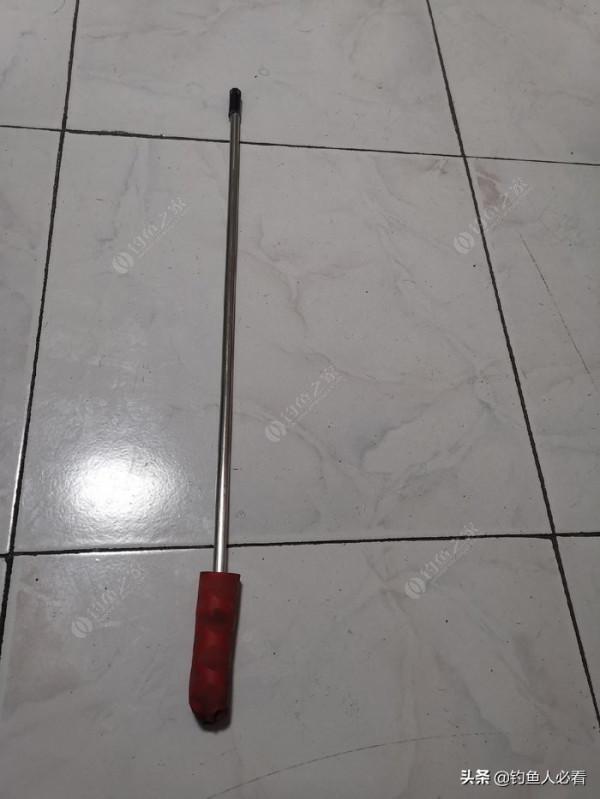 小物件巧構思細雕琢做成一個多功能的小釣具