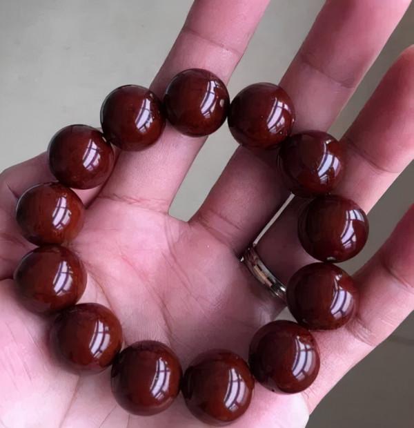 紫金鼠、橄欖核、猴頭，光珠手串哪個最貴？