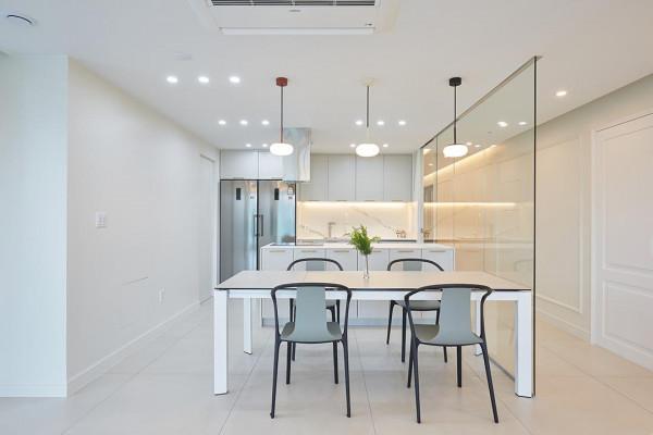 180㎡少買軟裝，看起來“家徒四壁”的韓式裝修，實際上明亮不俗