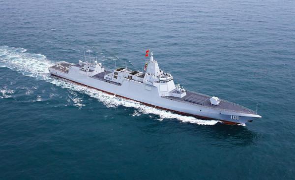 055艦上的垂直起飛無人機能幹什麼？恰好實現了朱姆沃爾特的夢想