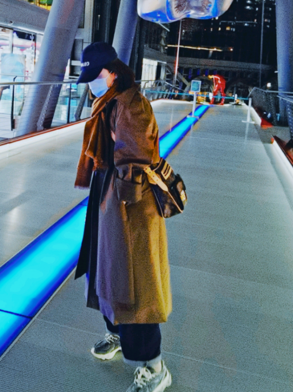 喬杉老婆暴瘦40斤氣質飛昇！戴3千元帽子好貴氣，和老公逛街超甜