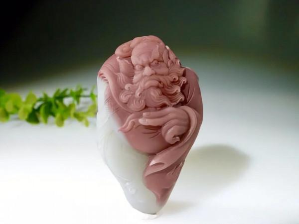 收藏界又一稀有玉種橫空出世~秦嶺秦紫玉,俗稱紫綠瑪瑙 收藏界又一稀有玉種橫空出世~秦嶺秦紫玉,俗稱紫綠瑪瑙