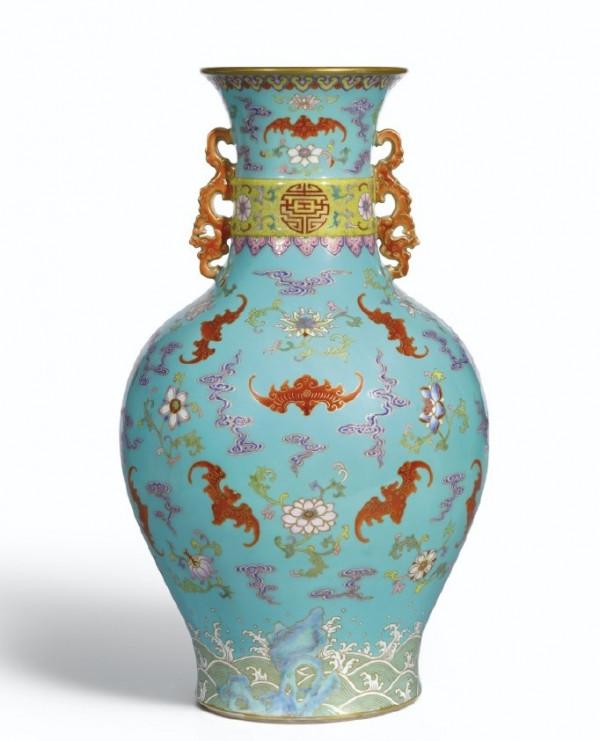 馬未都：估價2&period;8億 億的雙耳瓶，全世界僅5個，有錢也難買到