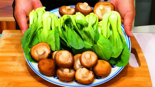 怎樣炒好一盤青菜?最忌直接下鍋,教你2方法,又脆又好吃還不黑 怎樣炒好一盤青菜?最忌直接下鍋,教你2方法,又脆又好吃還不黑