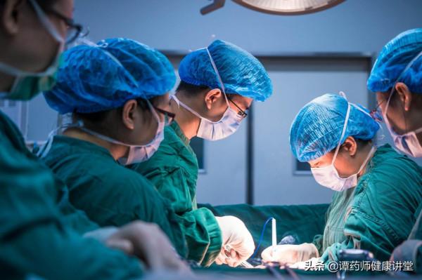 腸癌發病率越來越高，出現這2種情形，要多加註意，別再忽視了