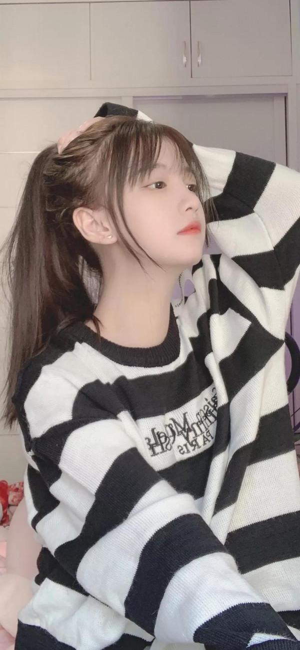 冬季條紋毛衣，保暖溫柔風，怎麼穿既溫柔又大方？