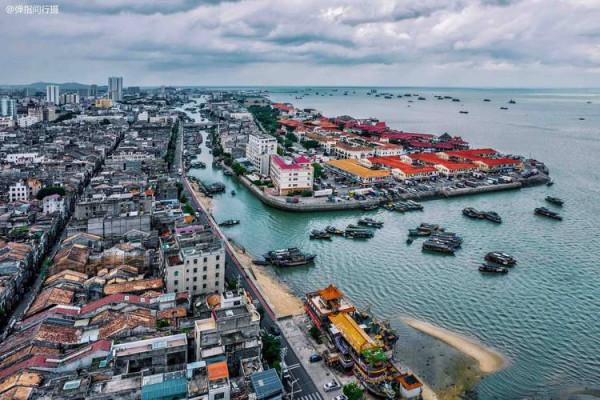 廣西過冬舒服的海濱城市，全年氣候溫暖溼潤，空氣清新適合老年人