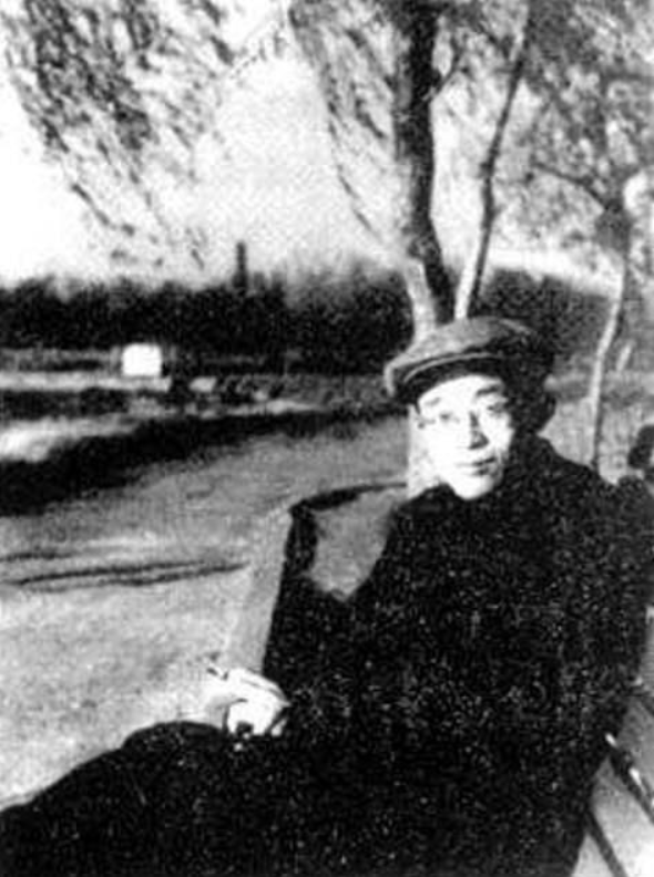 《我的祖國》詞作者喬羽：與周總理對飲不醉，住院時讓輸五糧液