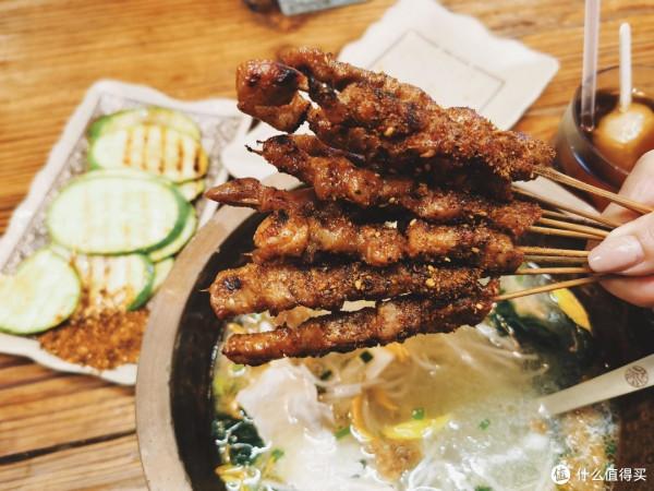 旅行就要邊走邊吃：舌尖上的昆明，盤點我在昆明吃到的各種美食