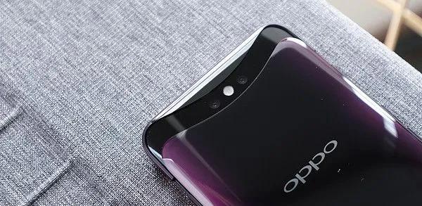 回憶經典,盤點手機廠商的經典成名之作。你用過哪部呢? 回憶經典,盤點手機廠商的經典成名之作。你用過哪部呢?