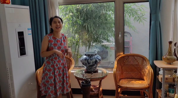 北京大爺把四合院裝成小田園 家裡收藏的青花瓷價值上億