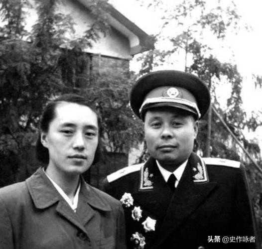 盤點開國將領中的十位獨臂將軍，半生獨臂，一身許國，他們都是誰