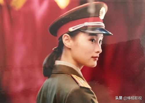 偶像派的就不要演軍人了,讓這12位女演員告訴你,什麼叫軍人氣質 偶像派的就不要演軍人了,讓這12位女演員告訴你,什麼叫軍人氣質