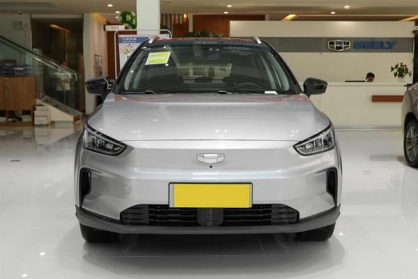 外觀時尚，續航可達550km，售價16&period;28萬，幾何C的冪方版如何？