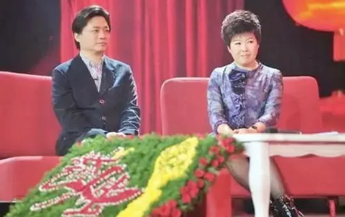 “騙子”于丹如何跌落神壇:《百家講壇》往事 “騙子”于丹如何跌落神壇:《百家講壇》往事