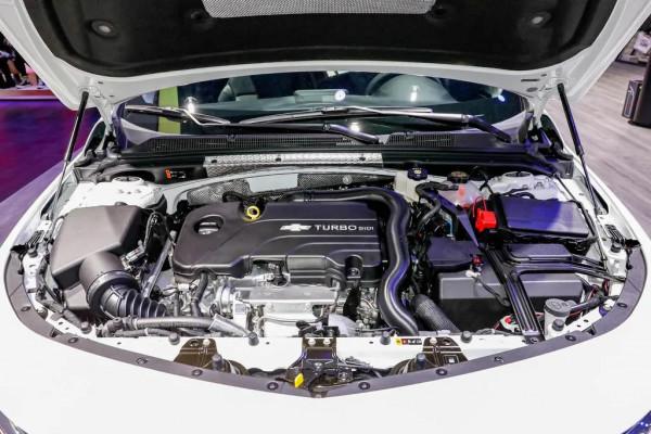 邁銳寶XL 110週年紀念版上市，採用碳黑運動套件，起售價19.59萬