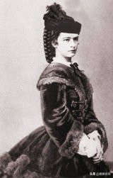 拿著“照騙”去相親：西方王室的肖像油畫，早就開始加美顏濾鏡了