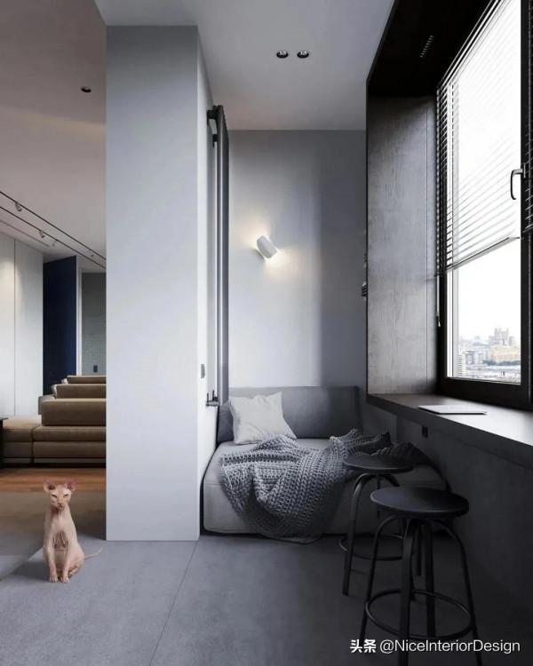 134平米，灰色襯寶藍色，真的很特別