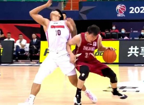 吳前5分,廣東輕取浙江!5大優勢決定了廣東仍是總冠軍最強爭奪者 吳前5分,廣東輕取浙江!5大優勢決定了廣東仍是總冠軍最強爭奪者